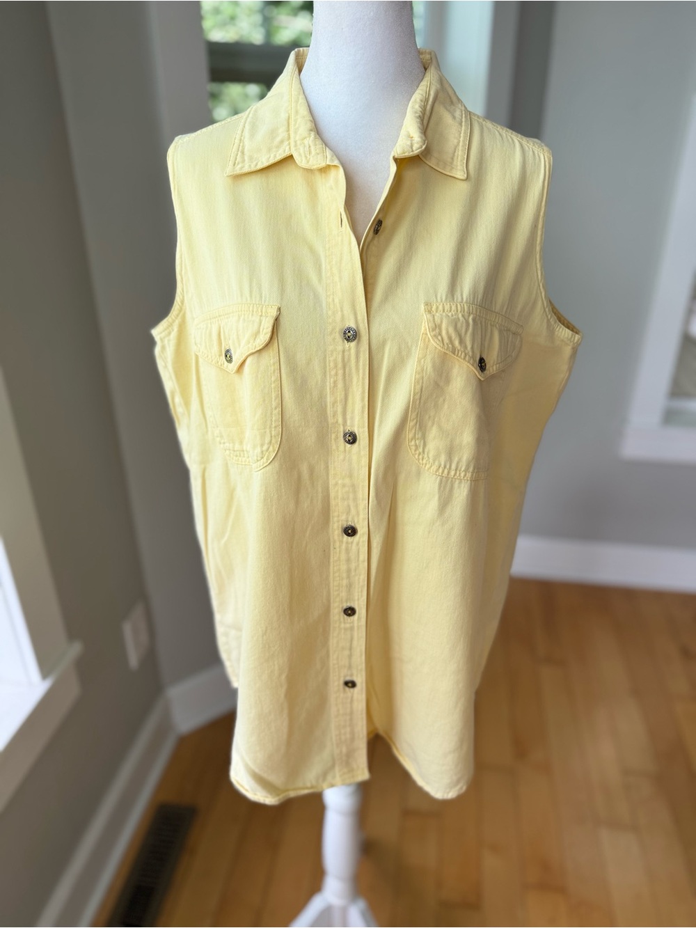 Vintage Honors Butter Yellow Sleeveless Cotton Twill Button Down Shirt Top Sz M